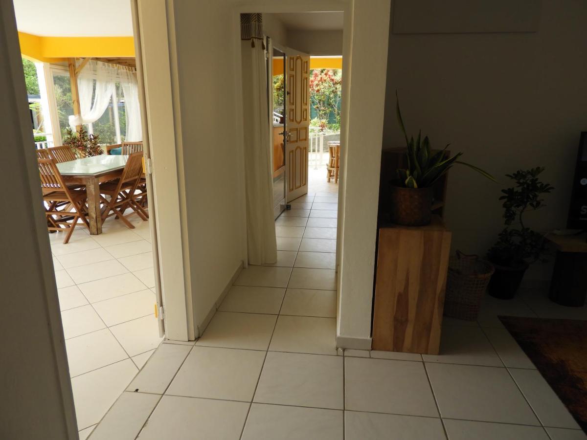 Ti Kaz A Patou, Au Coeur De L'Ile. Apartment Baie-Mahault Exterior foto